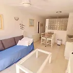 Апартаменты Royal Gardens 123 Tenerife & Sales Плая-де-лас-Америкас