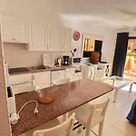 Апартаменты Royal Gardens 123 Tenerife & Sales Плая-де-лас-Америкас